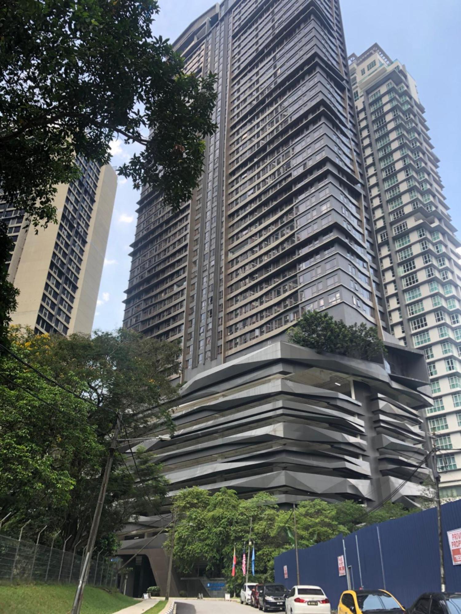 8 Kia Peng Suites Klcc By Luna Куала-Лумпур Экстерьер фото